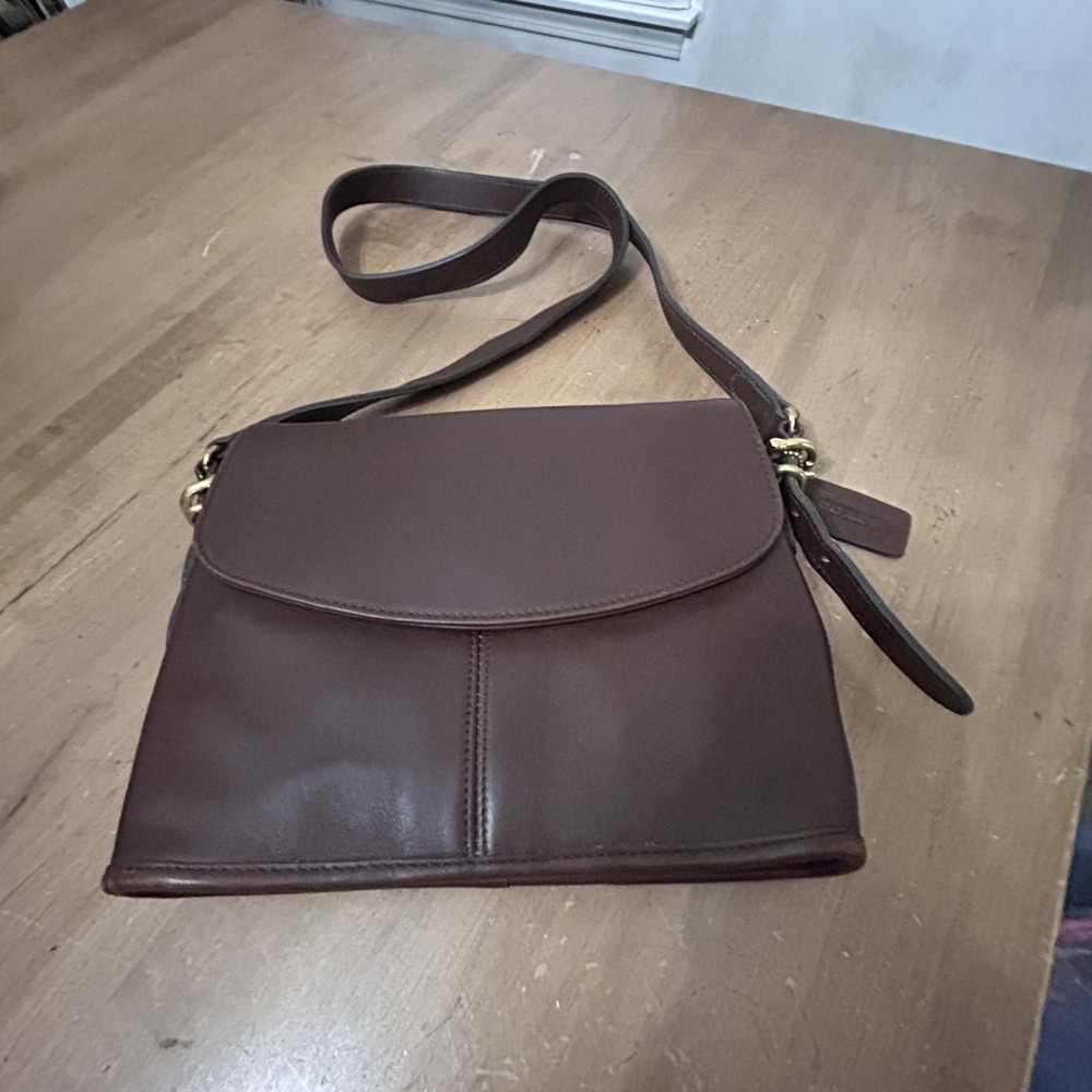 Coach Legacy Equestrian Flap Crossbody 90's Brown Leather Purse A8B-9807 USA